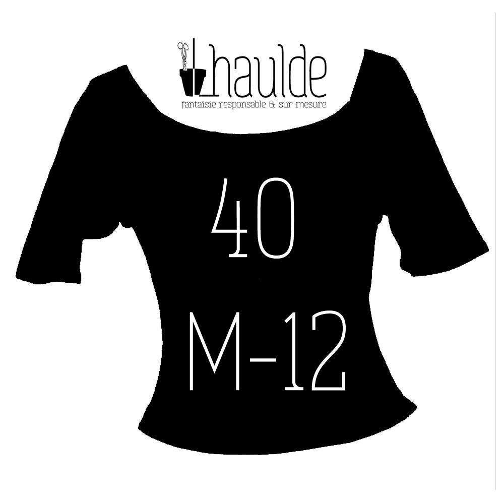 Visuel de la catégorie taille 40 M Un tshirt noir sur fond blanc avec la taille inscrite en son centre. Le logo lhaulde est au niveau de l'encolure